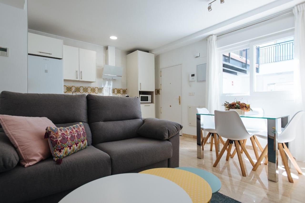 Triana Home Sevilla Bagian luar foto