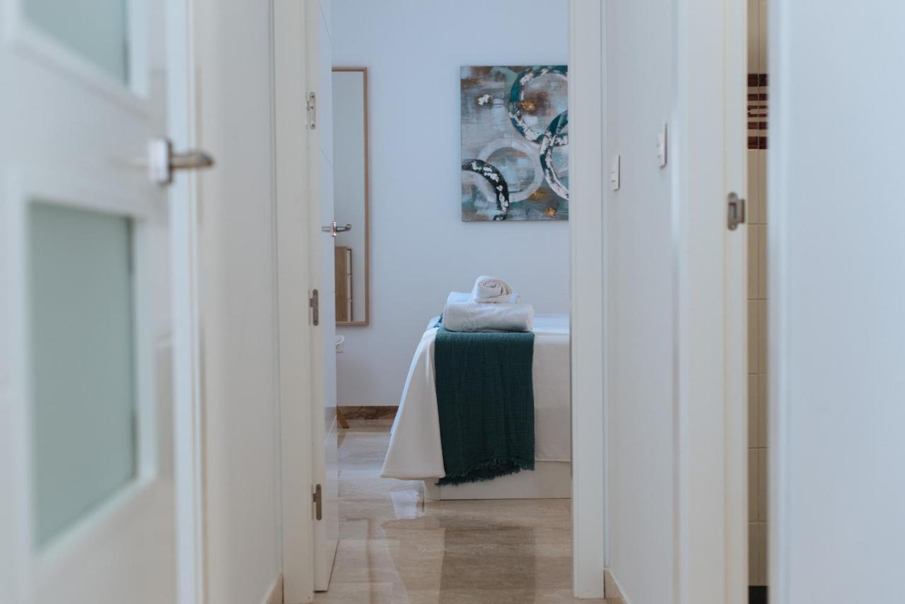 Triana Home Sevilla Bagian luar foto