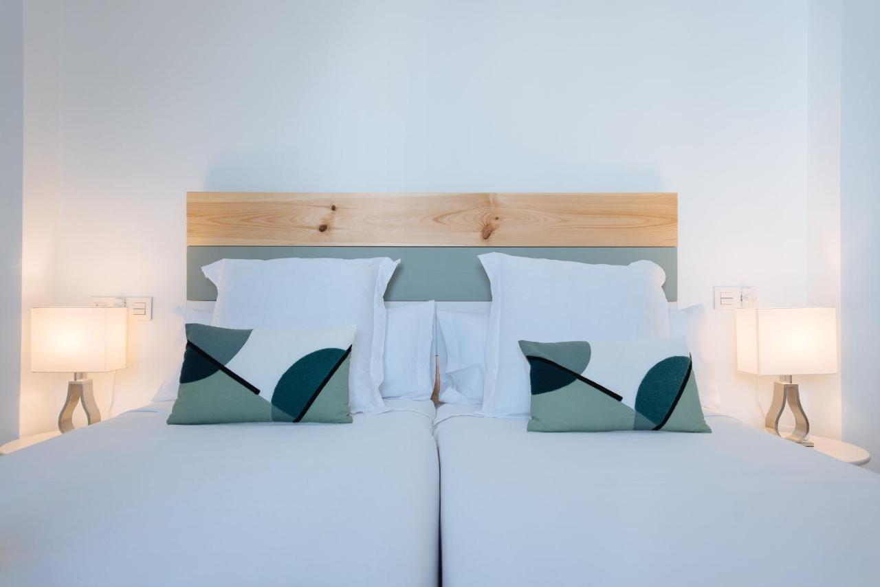 Triana Home Sevilla Bagian luar foto