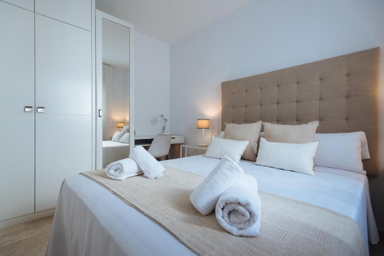 Triana Home Sevilla Bagian luar foto