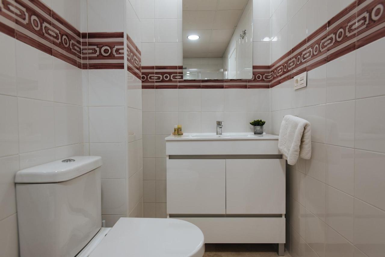 Triana Home Sevilla Bagian luar foto