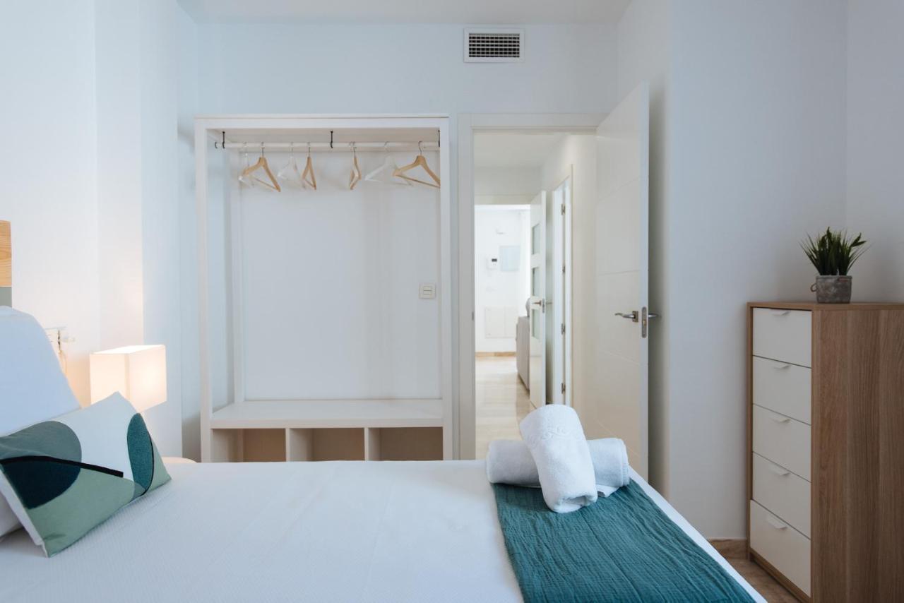 Triana Home Sevilla Bagian luar foto